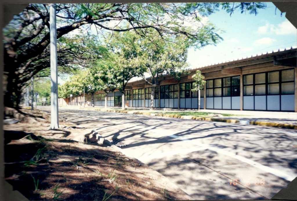 Escola passou a funcionar no antigo prédio do Colégio Universitário